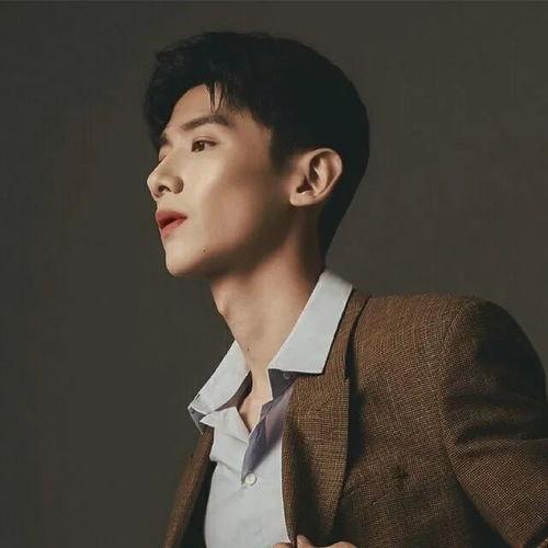 白敬亭性格爆料视频全集,全集视频展现真实自我